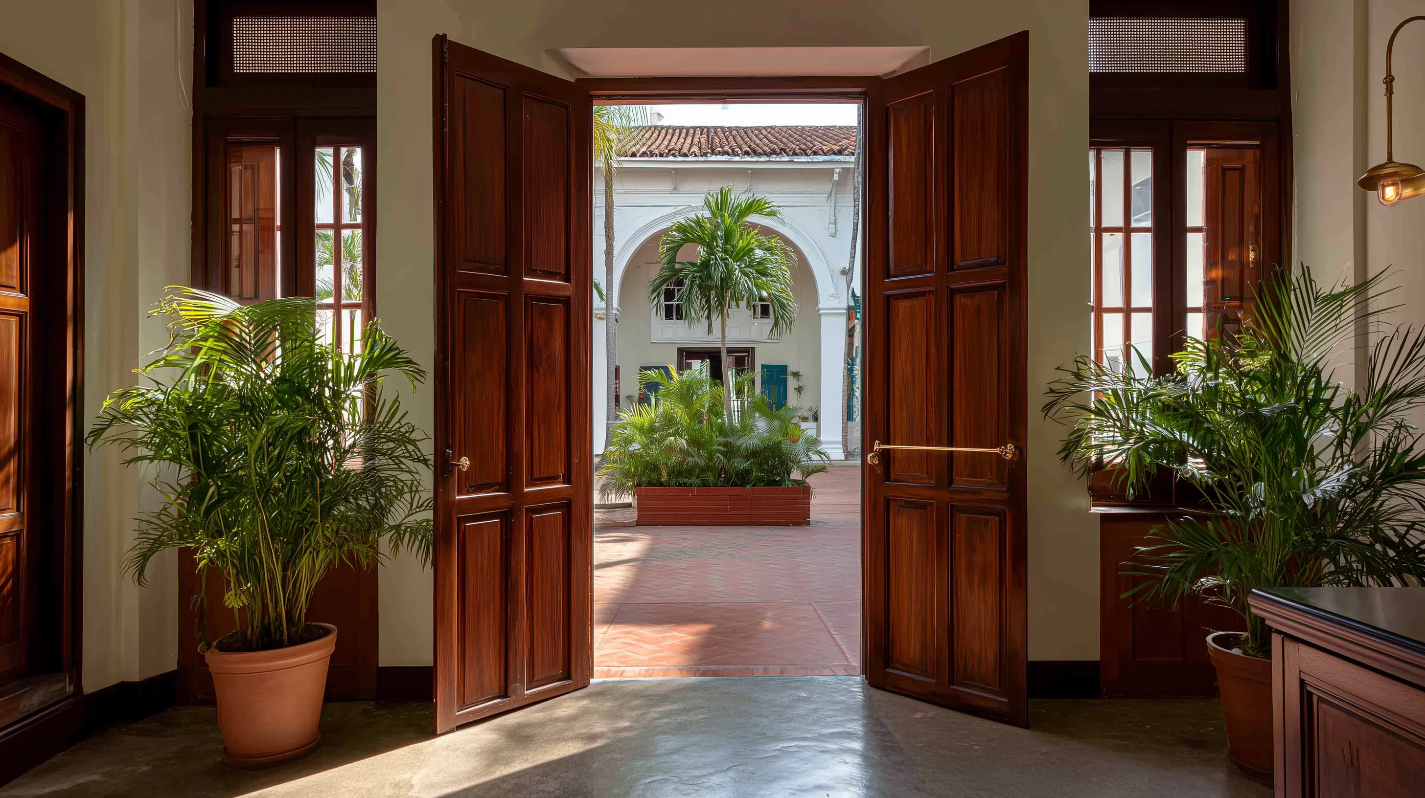 Boutique law office interior in a colonial building in Panamá.